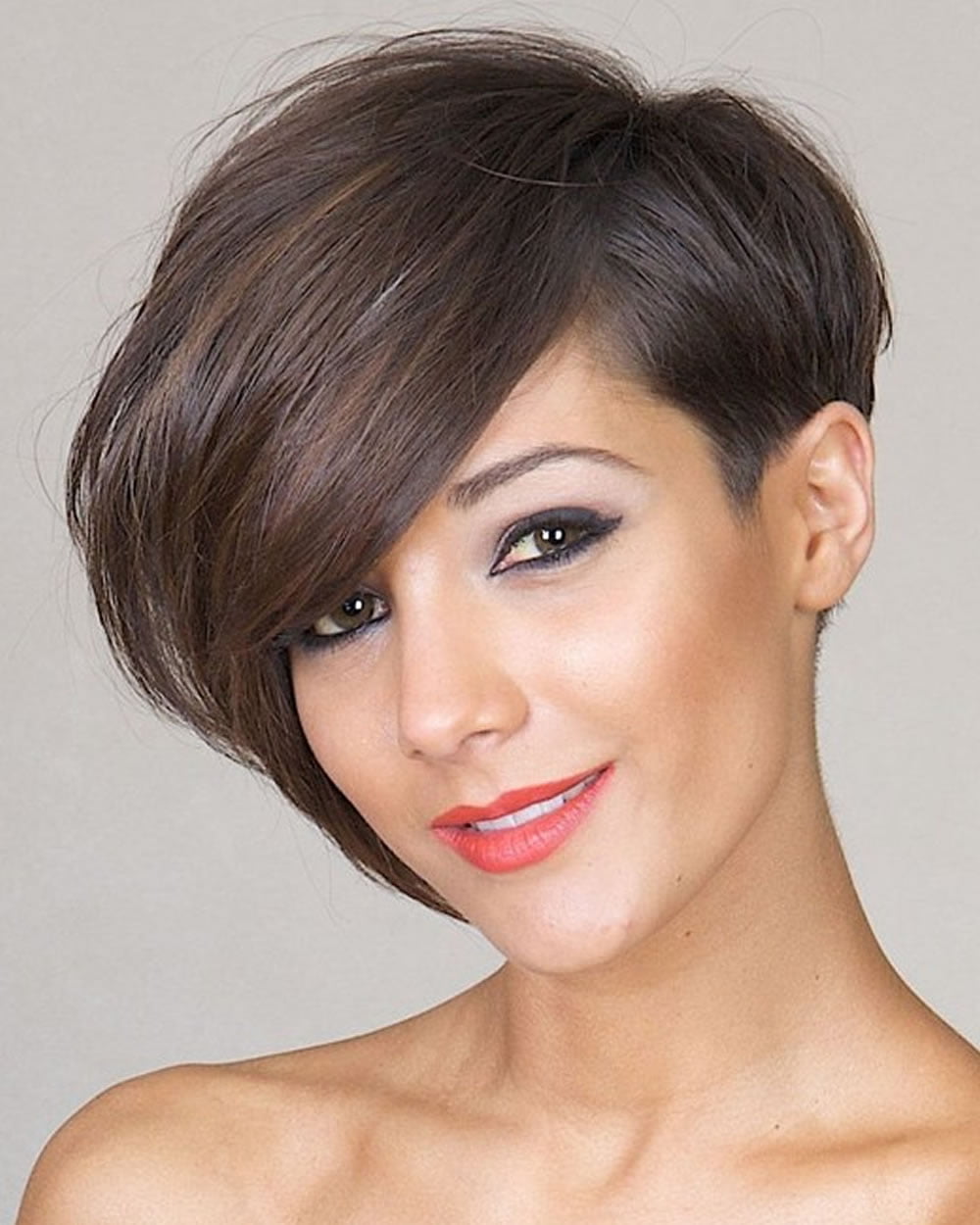 Asymmetrical Short Hair Haute Short Hairstyles Haircuts