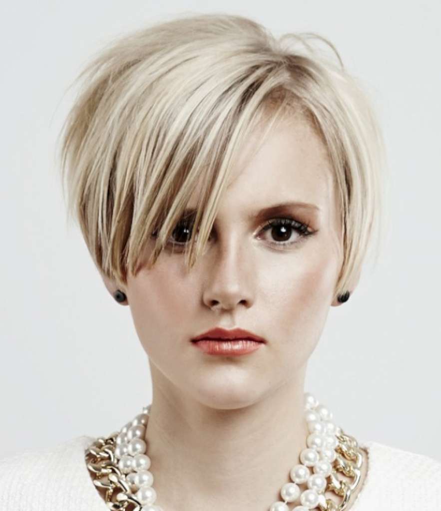 short hairstyles for gray hair