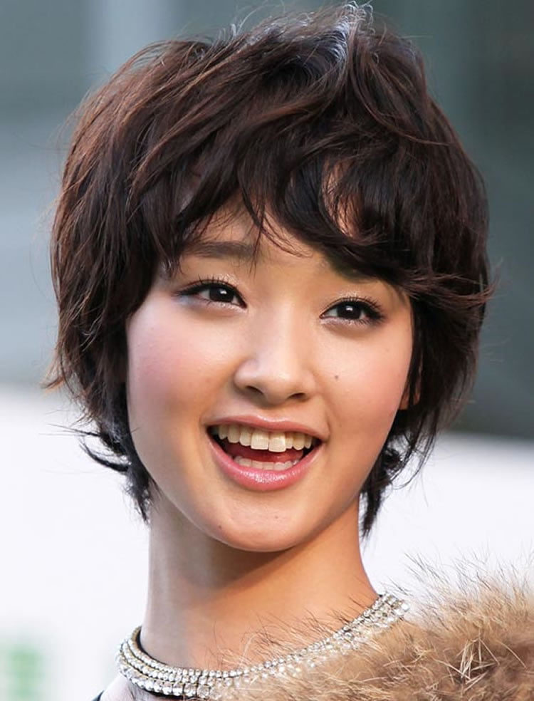 Images For Short Hairstyles For Round Faces