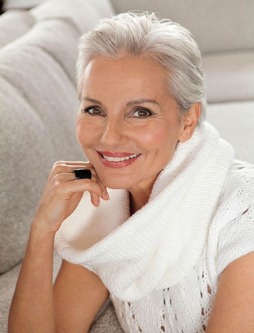 Short Hairstyles For Women Over 60 Years Old