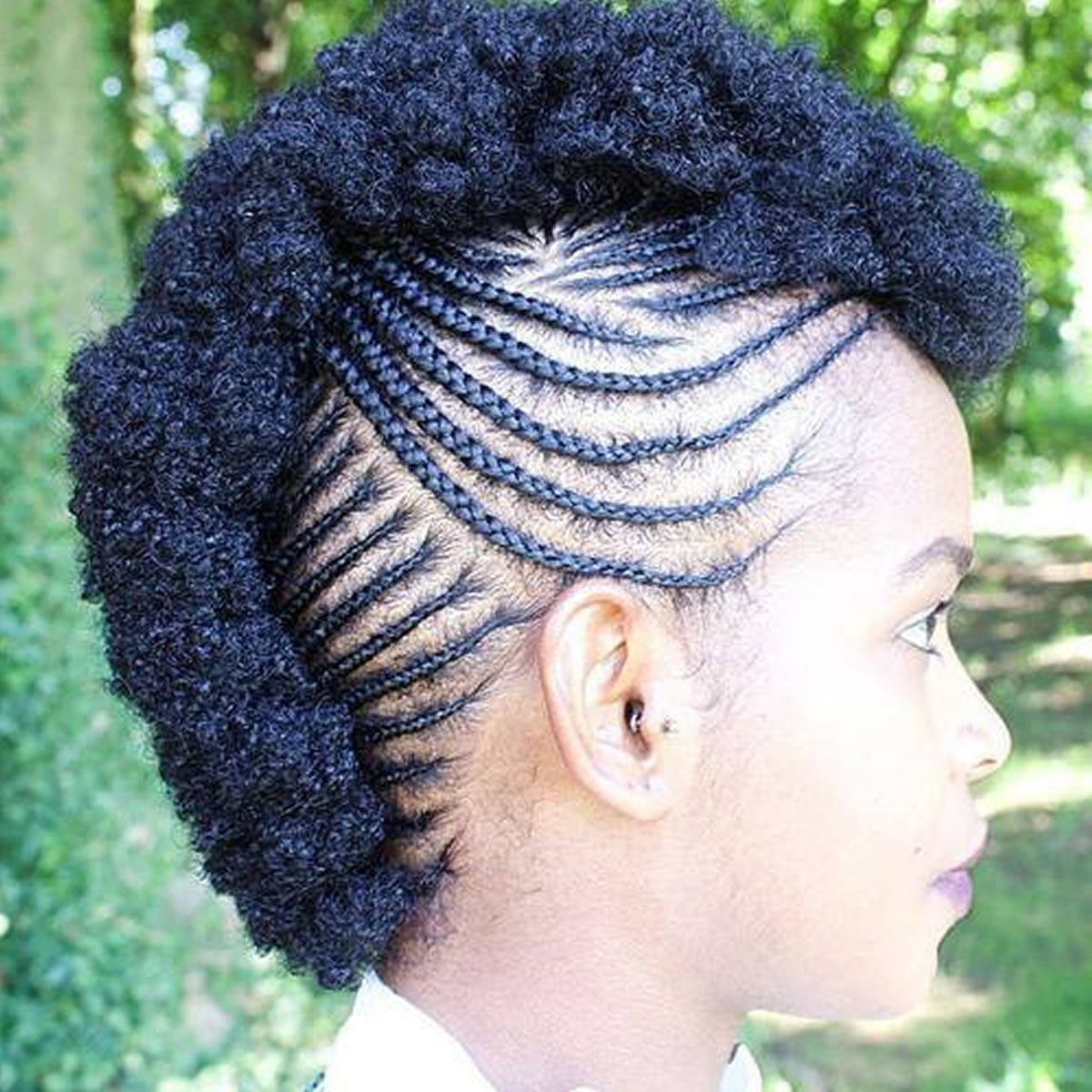 30 Glamorous Braided Mohawk Hairstyles for Girls and Women ...