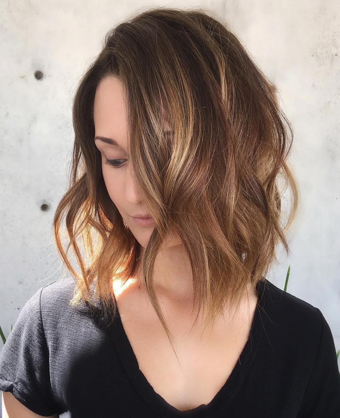 Cool Wavy brunette lob HAIRSTYLES