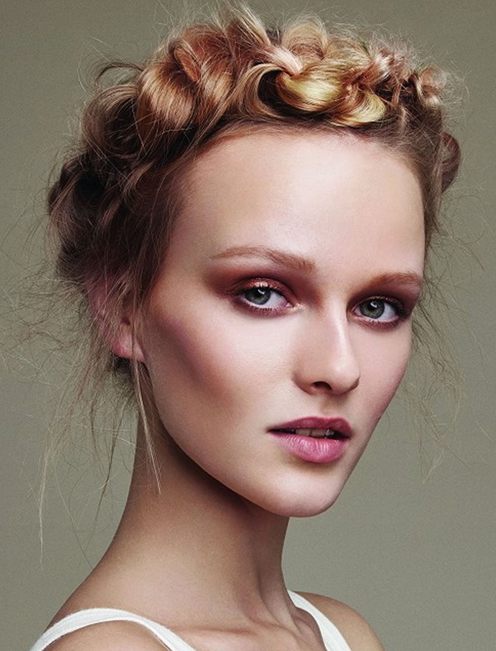 32 Perfect Updo Hairstyles for Prom 2017-2018 Round 32 Perfect Updo Hairstyles for Prom 2017-2018 Round