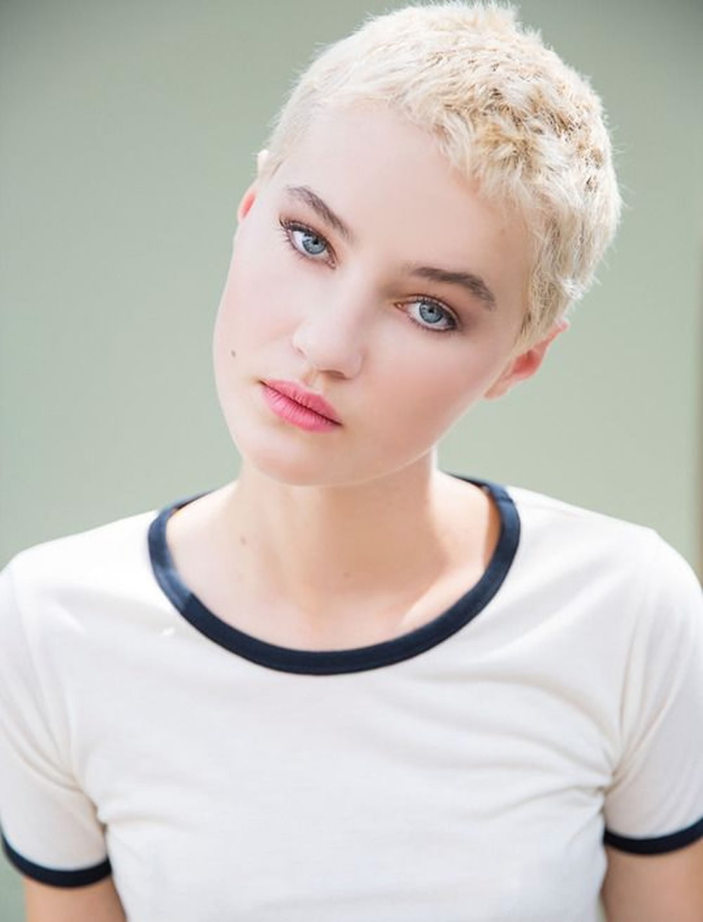 Blonde very short pixie haircuts for oval faces – hairstyles