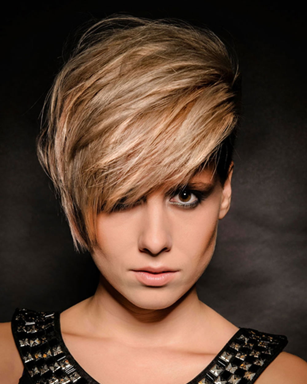 Short Haircuts for Thick Hair 2