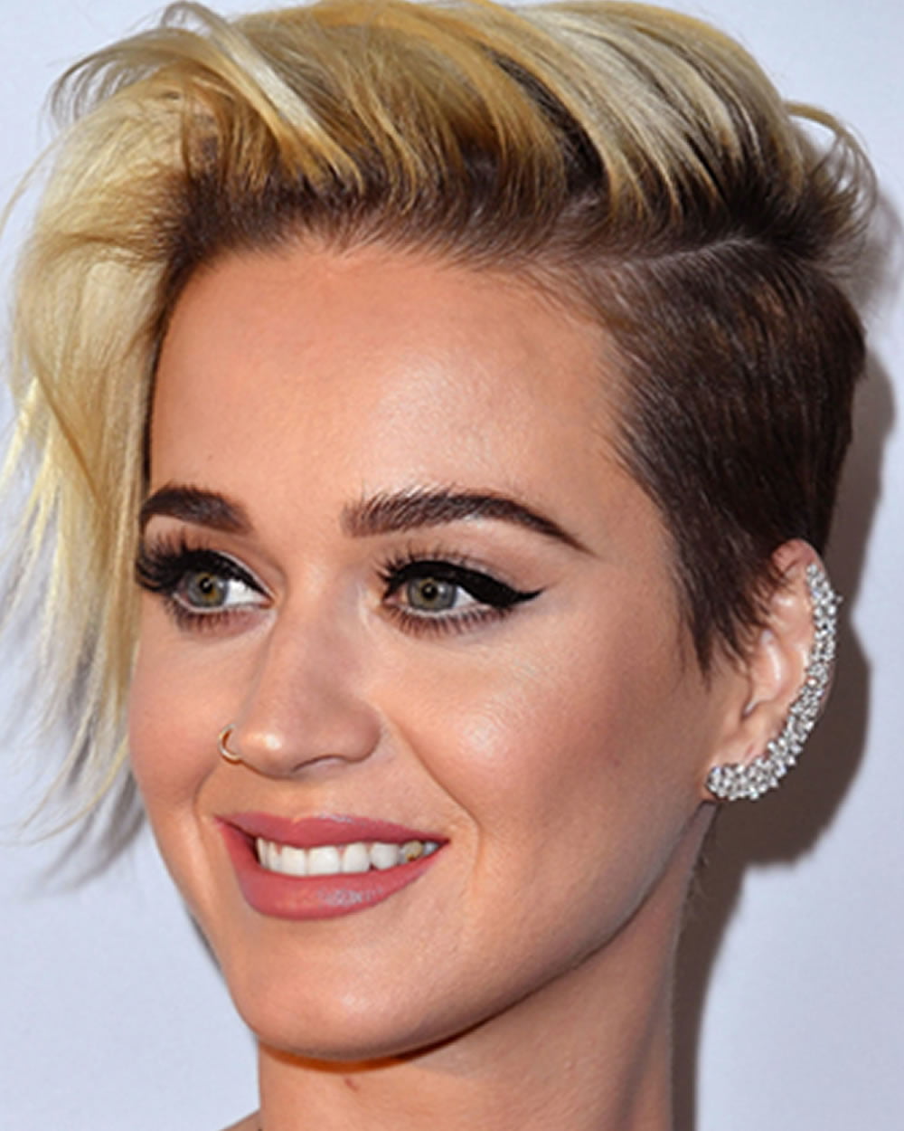 The Latest 30 Ravishing Short Hairstyles and Colors You The Latest 30 Ravishing Short Hairstyles and Colors You