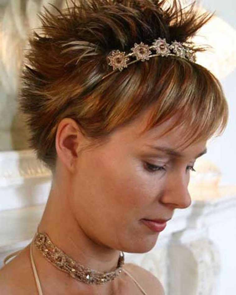 Short Spiky Haircuts & Hairstyles for Women 2018 Page 9 Short Spiky Haircuts & Hairstyles for Women 2018 Page 9