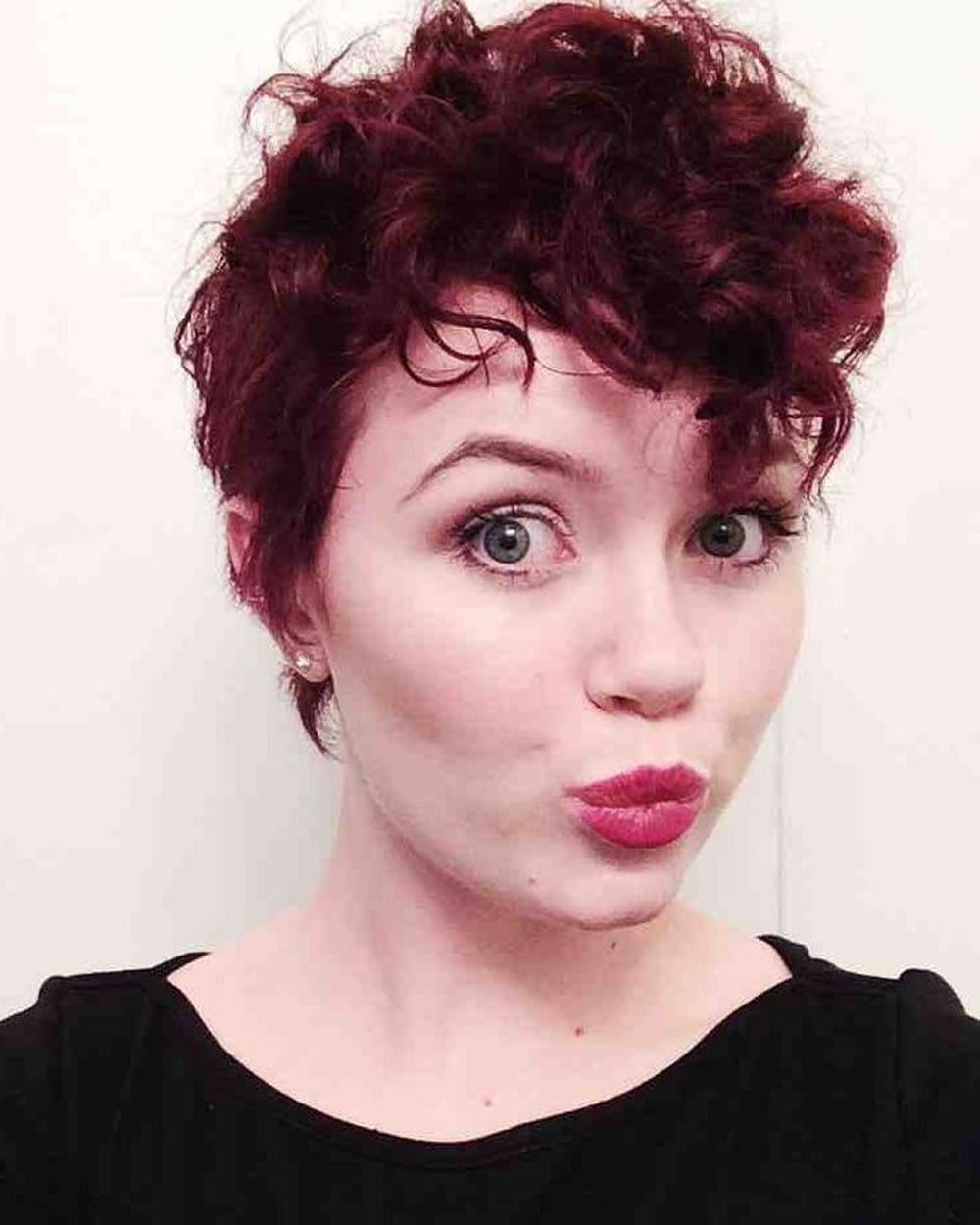 Curly Pixie Haircuts for 2018 & Pixie Short Hairstyle ...