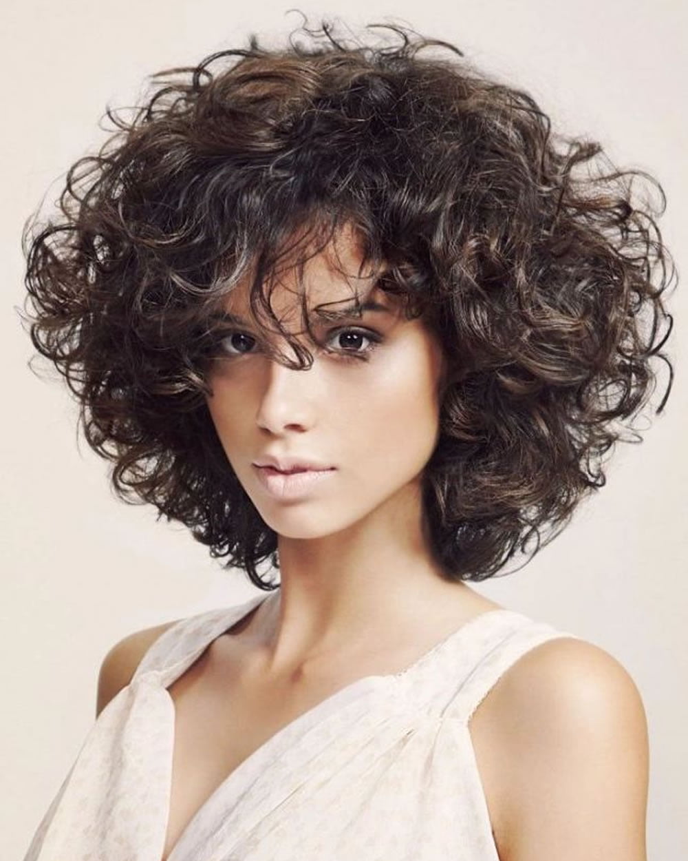 Curly or Wavy Short Haircuts for 2021-2022 - HAIRSTYLES