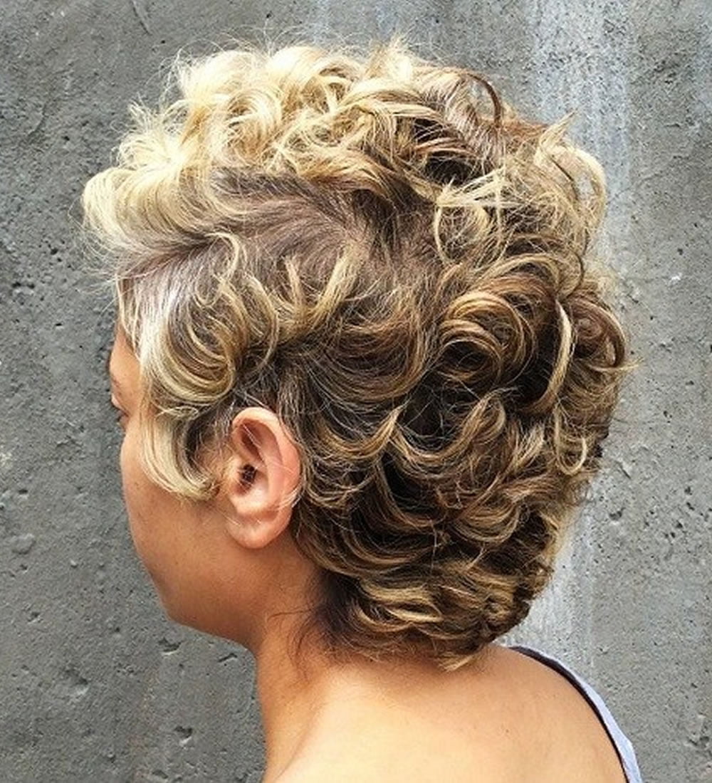 Short Haircuts for African American Women – New Hair Style Short Haircuts for African American Women – New Hair Style