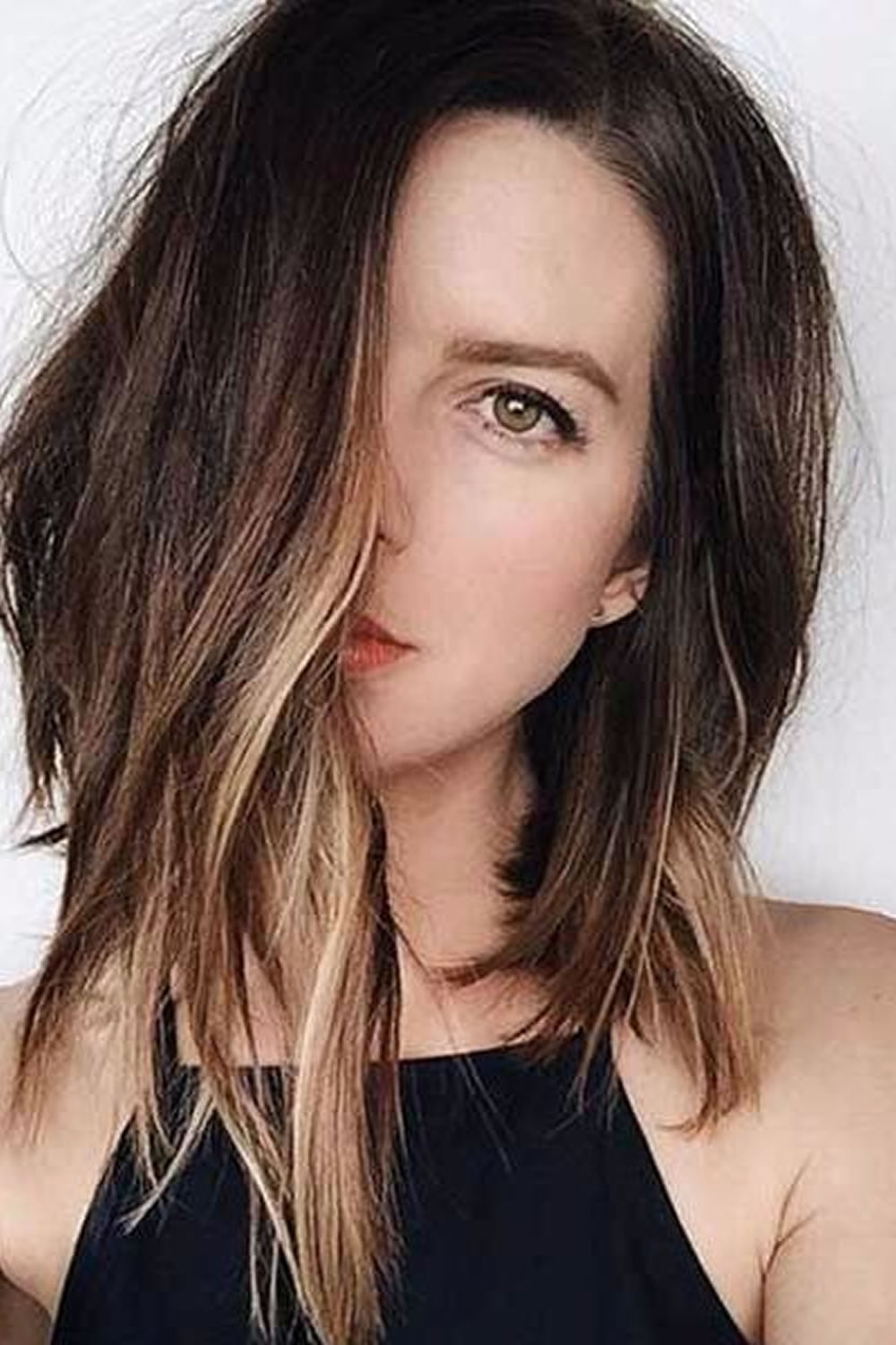 13 Easy (Lob) Asymmetrical Long Bob Haircuts for Summer Hair Page 3