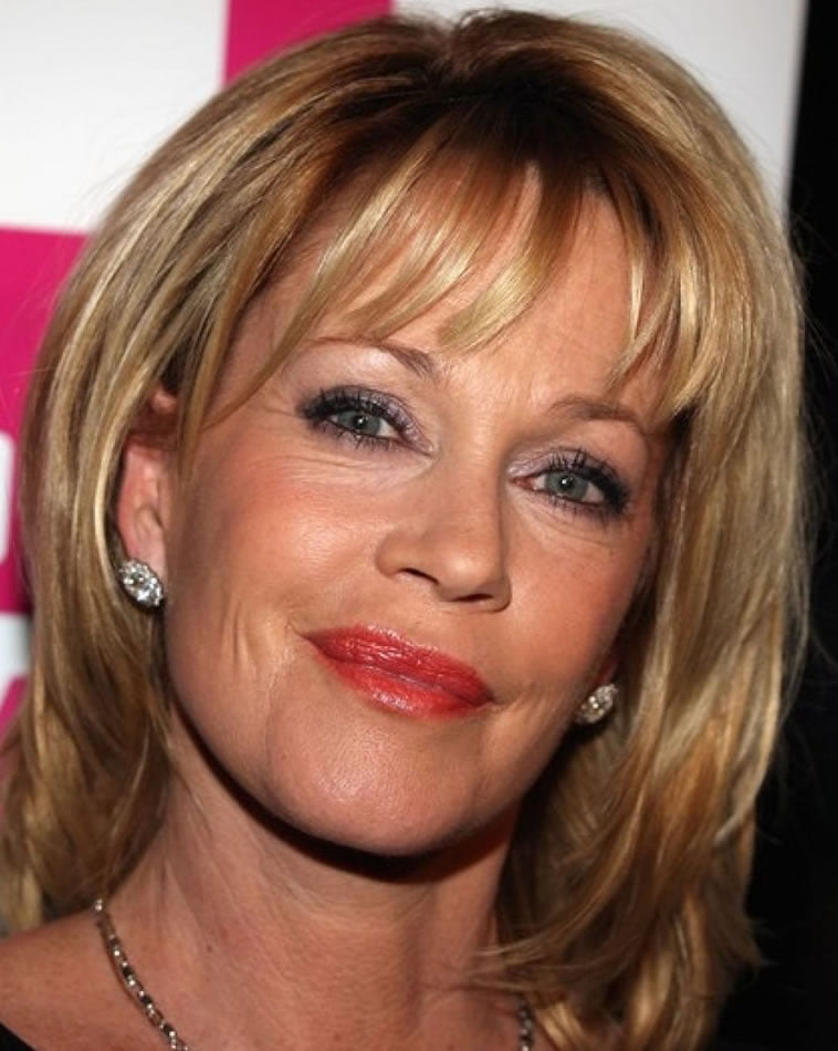 20 Cool Medium Length Hairstyles for Women Over 60 Years 20 Cool Medium Length Hairstyles for Women Over 60 Years