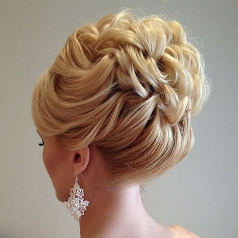 low bun hairstyles for wedding 2019-2020