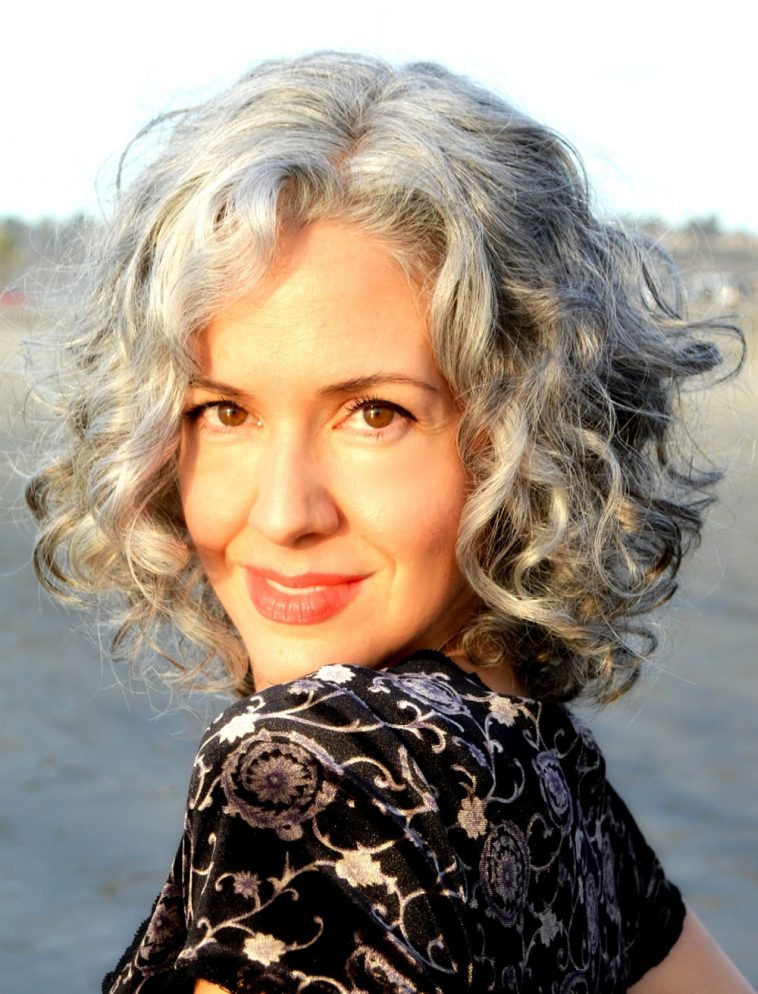 Curly Short Hairstyles for Older Women Over 40,50, 60 Years