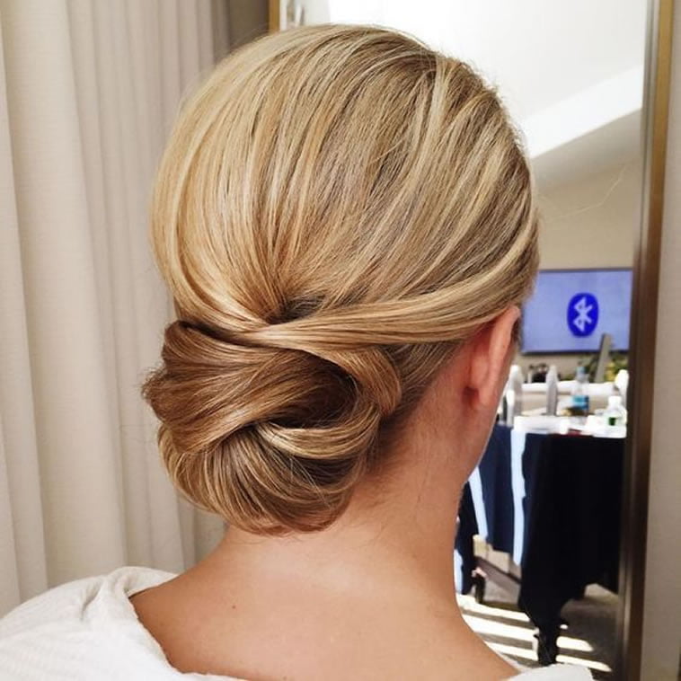 low bun hairstyles for wedding 2019-2020