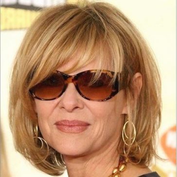 In 2021 the most trendy short haircuts for women over 60;
