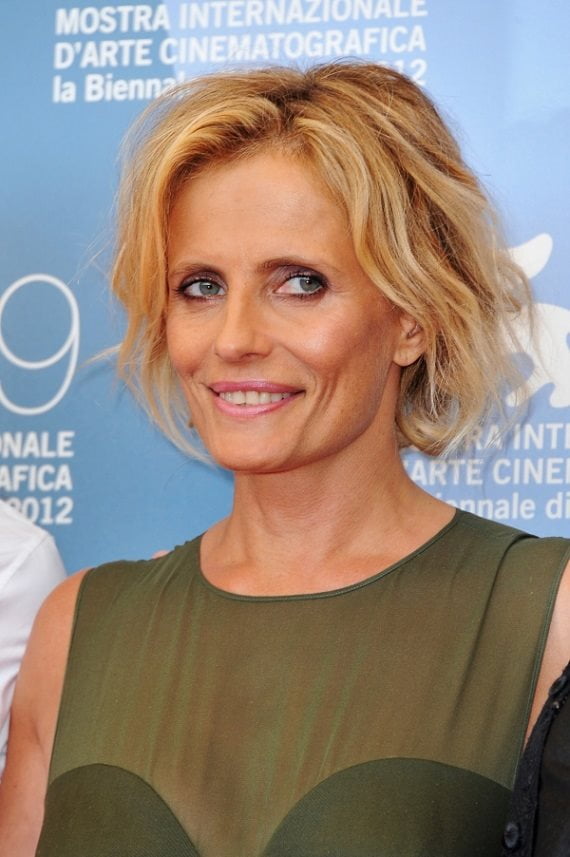 Short hairstyles for older women over 60 in 2021-2022