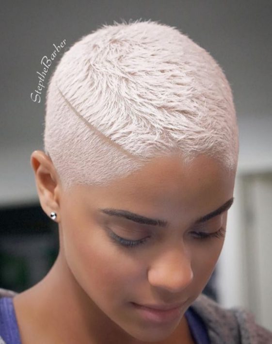 20 Classy Short Hairstyles for Black Women in 20212022 Page 3 of 7