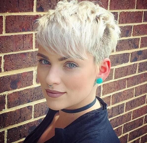 Short haircuts, hairstyles for women in 2022