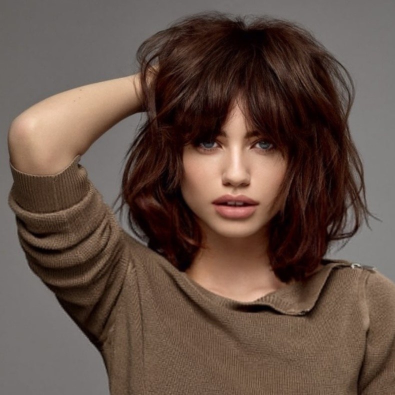 What haircut goes well with bangs - hairstyles with bangs 2022-2023
