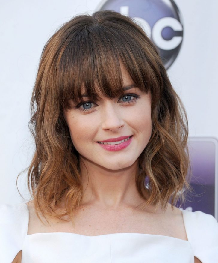 Hairstyles with bangs 2022-2023 | What haircut goes well with bangs? - Page 9 of 10