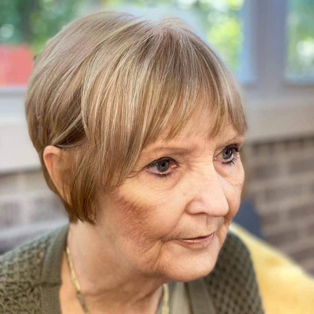 short-hairstyle-with-wispy-bangs-for-women-over-60